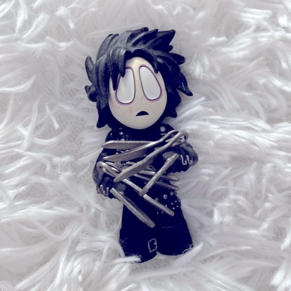 Funko Edward scissor hands figurine - Picture 2 of 6